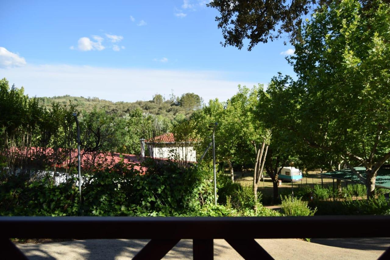 Bungalows, Camping Vega De Francia Sotoserrano 외부 사진