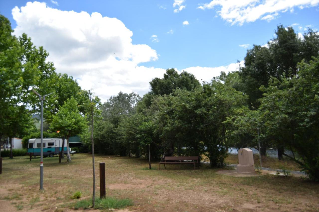Bungalows, Camping Vega De Francia Sotoserrano 외부 사진