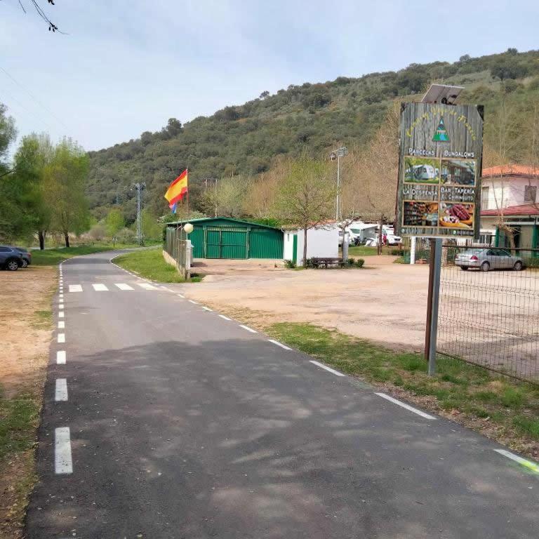 Bungalows, Camping Vega De Francia Sotoserrano 외부 사진